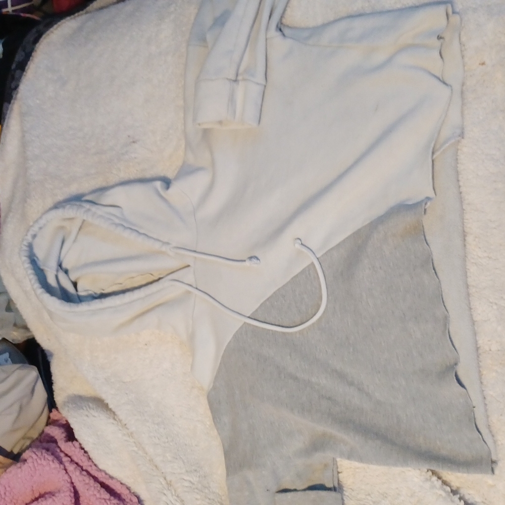 Long sleeve crop top hoodie